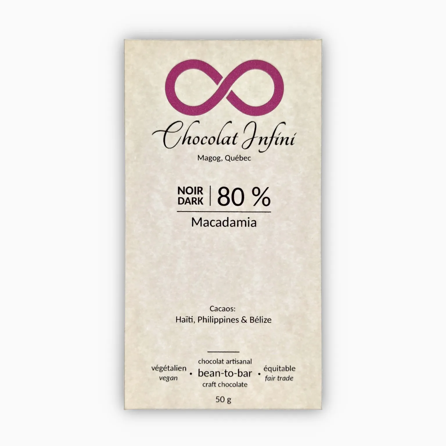 Picture of a macadamia nuts-flavoured 80 % dark chocolate bar.